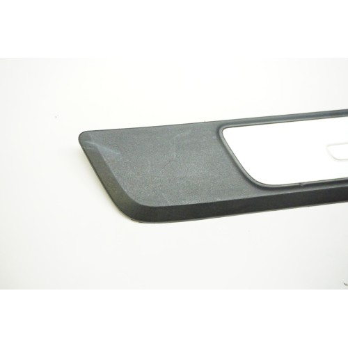 2017-2019 Passenger Illuminated Door Sill Plate 8W0947418A