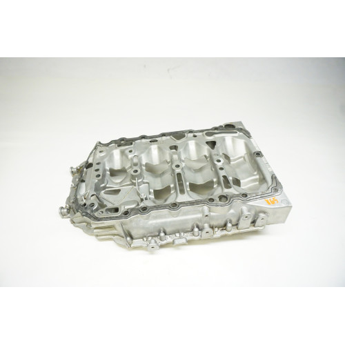 19-23 AUDI Q3 Upper Upper Oil Pan 06K103603CQ