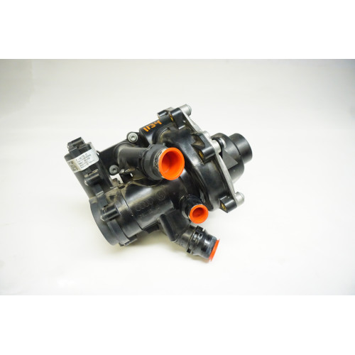 Volkswagen Passat Tiguan Jetta 2.0T Coolant Pump 06L121111M