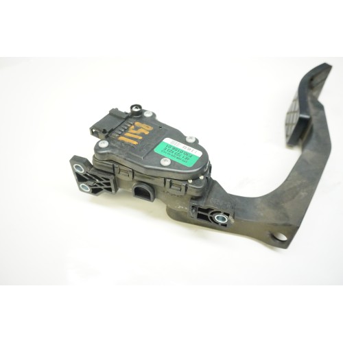 2004-2010 AUDI A8 Gas / Accelerator Pedal Sensor 4E1723523E