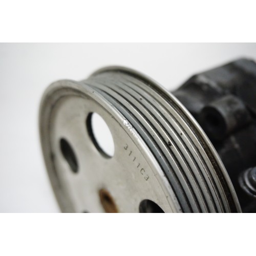 2009-2012 AUDI A4 A5 2.0T Power Steering Pump 8K0145153F