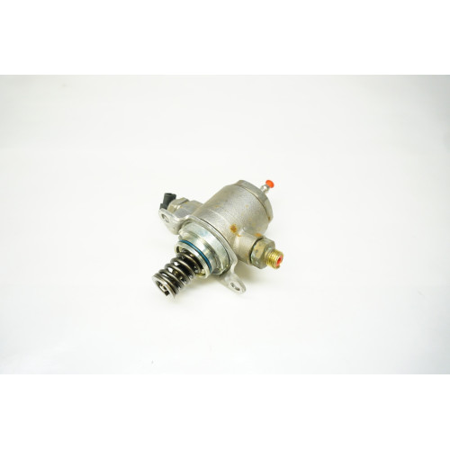 High Pressure Fuel Pump  06J127025G  Audi A4