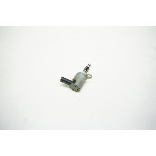 17-20 AUDI A4 A5 2.0T Oil Pressure Control Valve 06K115243T