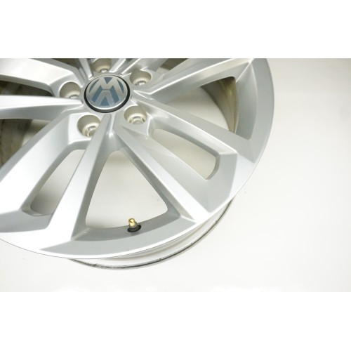 2020 Volkswagen Passat 17