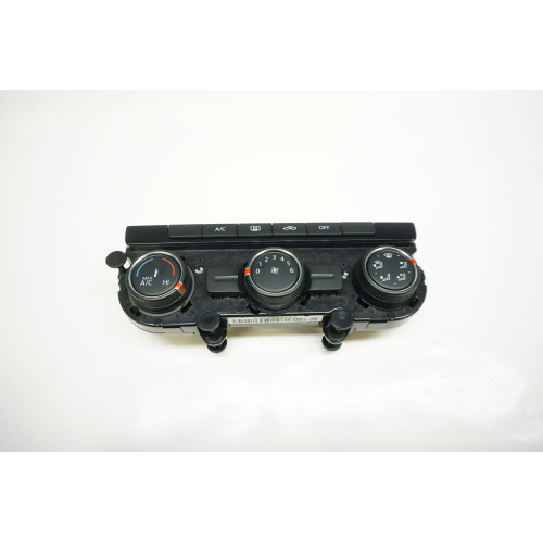 2020 VW Passat Heater Air Conditioning Controller HVAC Single Zone 561907426M