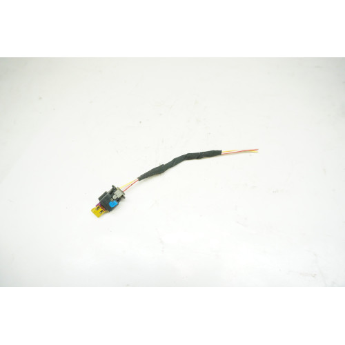 Audi Volkswagen Porsche Pig Tail Plug 4F0973702A