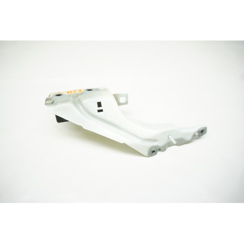Fender Bracket Left Front 80A821135A  Audi Q5