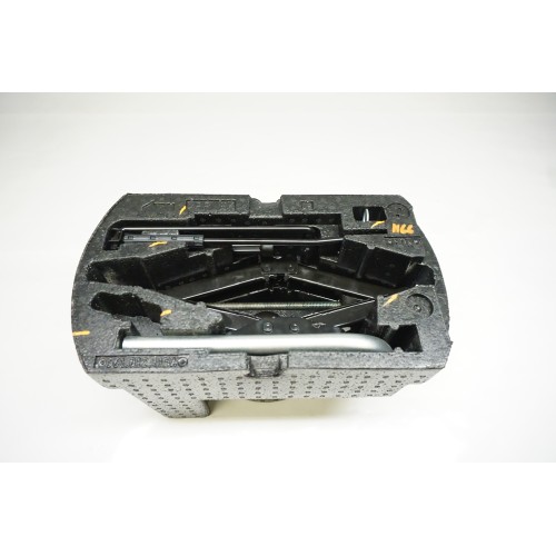 2020-2022 Volkswagen Passat Road Side Tool Kit with Jack 5C0011031B