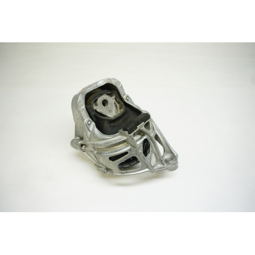 21-24 AUDI Q5 2.0T OEM Engine Mount - Driver Left 4M0199371