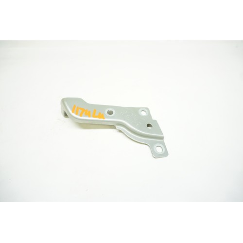 18-20 Volkswagen Fender Bracket - Left Upper 3CN821183