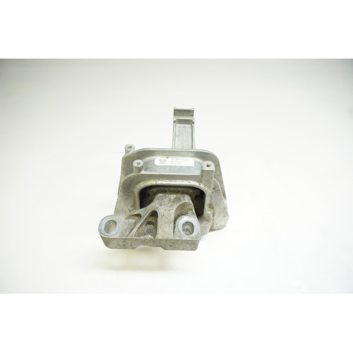 18-23 Volkswagen Atlas 3.L Engine Mount Right 3QF199262G