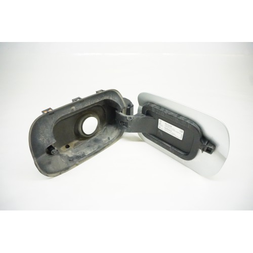 18-23 Volkswagen Atlas Fuel Tank Door LA7W 3CN809857