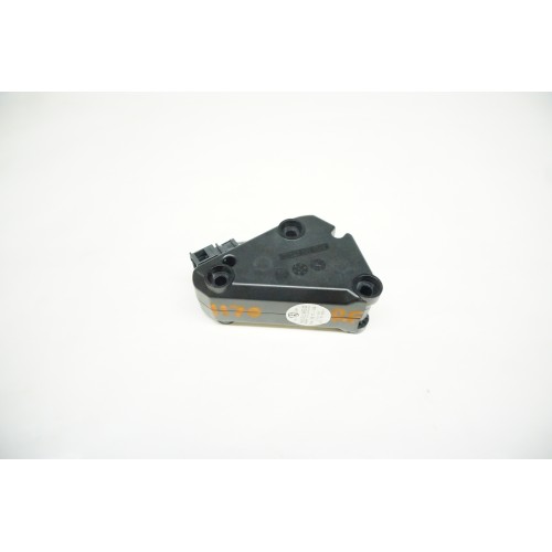 Volkswagen Jetta Door Speaker Amplifier 1K0035463D