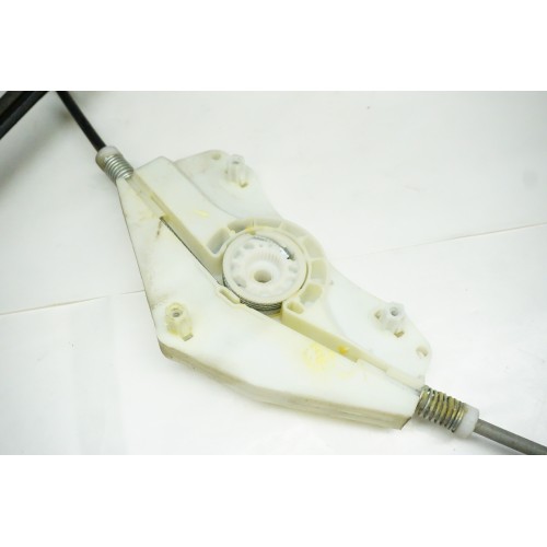 2010-2014 Volkswagen Sportwagen Passenger Front Window Regulator 1K5837462B