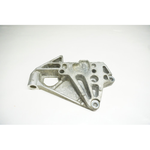 2018-2023 Volkswagen Atlas Passenger Side Engine Mount Bracket Right 022199354T