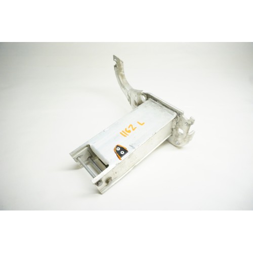 2012-2018 AUDI A6 3.0 Bumper Impact Support Bracket - Right 4G0807134E