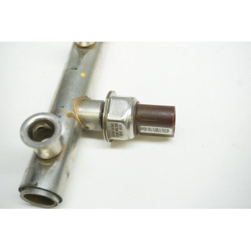 2012-2015 AUDI A6 A7 CTU Engine Fuel Injector Rail 06E130089D