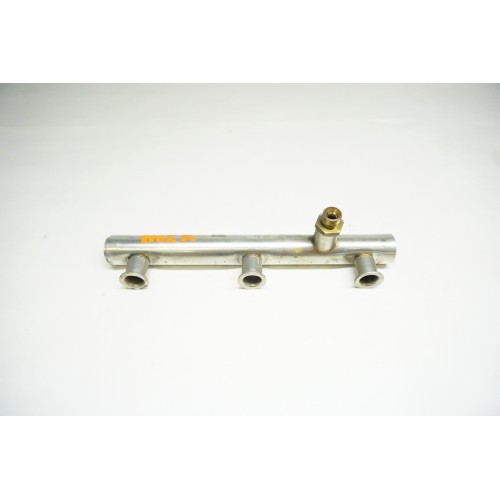 2012-2015 AUDI A6 A7 CTU Engine Fuel Injector Rail 06E130090F