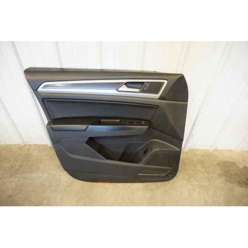 2018-2019 Volkswagen Atlas Driver Door Trim Panel 3CN867011F