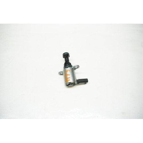 Audi A3 A4 A5 Q5 2.0T Oil Pressure Control Valve 06Q115243
