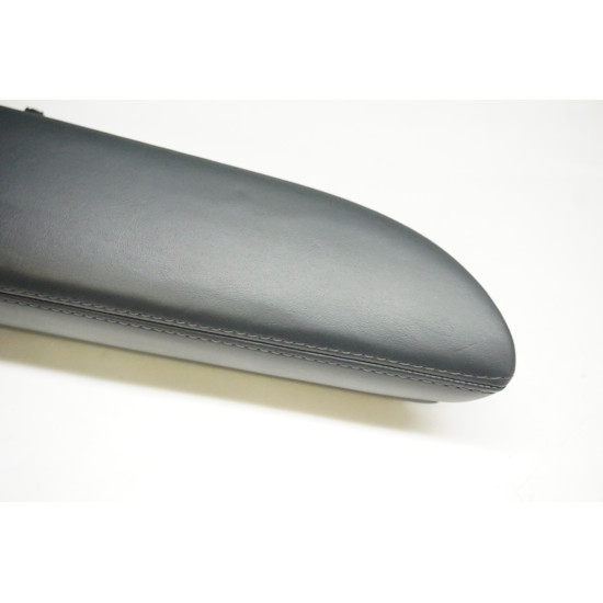 2013-2017 Audi S5 Passenger Door Arm Rest 8T1867174