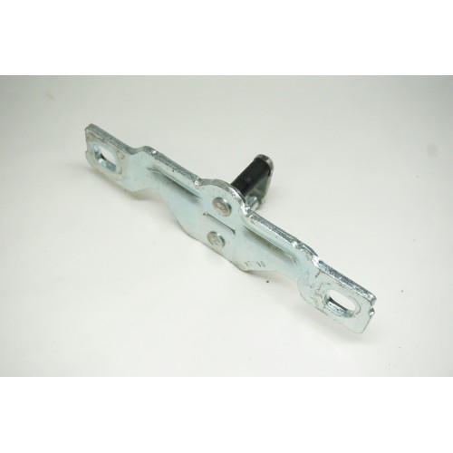 2009-2012 AUDI Q5 Trunk Lid Striker Plate 8P4827507