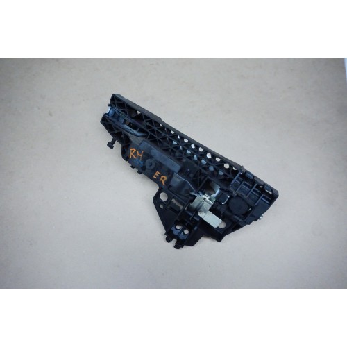 2009-2017 AUDI Q5 Passenger Door Handle Assembly Conventional Key