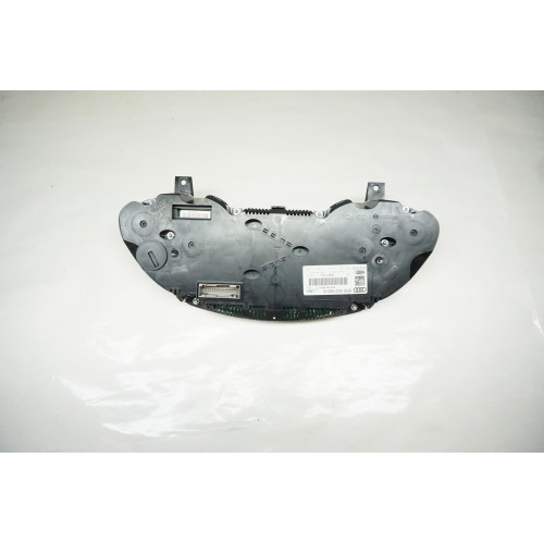 2011 2012 AUDI Q5 2.0T Speedometer Instrument Cluster 8R0920950K