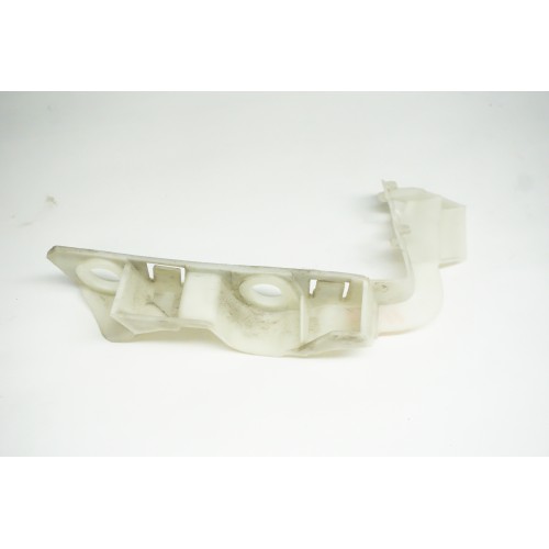 2017-2019 B9 AUDI A4 Passenger Side Bumper Guide Bracket 8W0807284