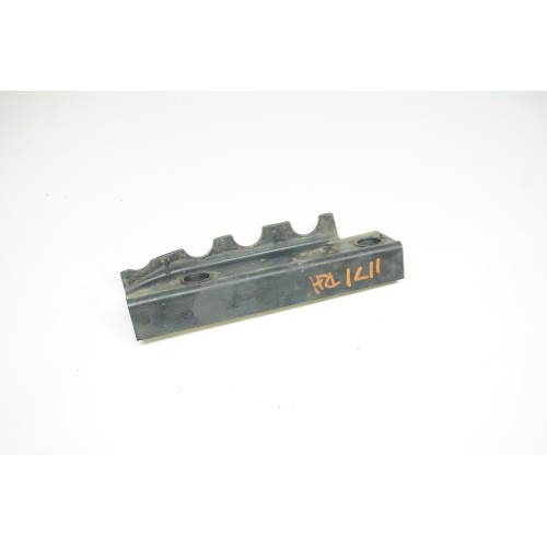 AUDI RS5 - RIGHT Rocker Panel Bracket 8T0853922 2013-2015