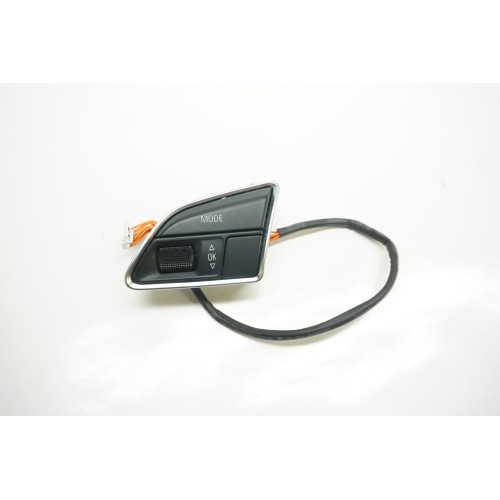 2013-2016 AUDI A4 A5 3 Spoke Steering Wheel Control Switch 4L0951523D