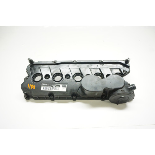 2012-2014 Volkswagen Beetle Passat 2.5L Valve Cover 07K103475E