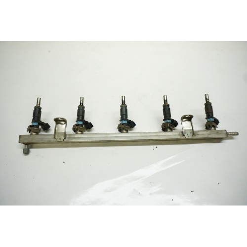 2012-2014 Volkswagen Beetle 2.5L Fuel Rail and Injector Set 07K133317E