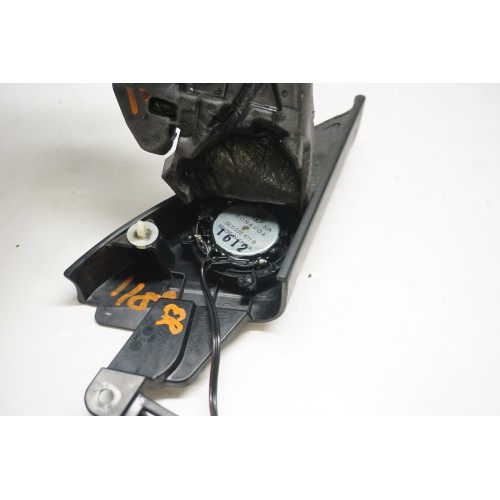 2012-2014 Volkswagen Beetle - Left Door Tweeter Speaker Cover 5C5837973