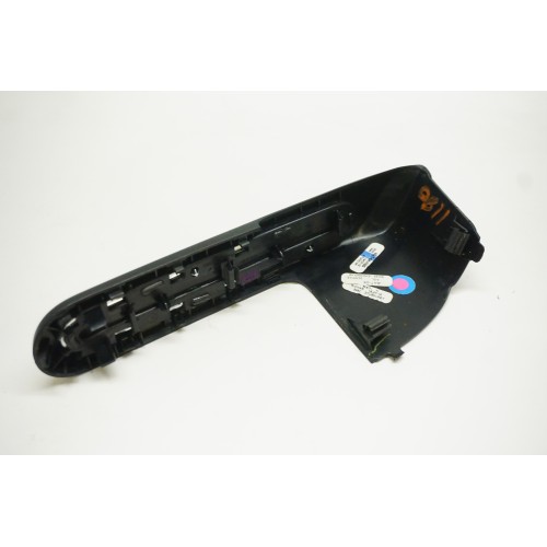 Volkswagen Beetle Driver Door Panel Pull Handle Trim 5C5-868-663-B