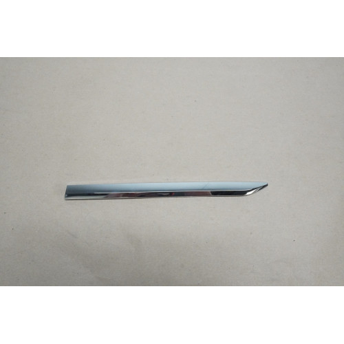 2021-205 Volkswagen Taos - Driver Front Door Chrome Trim 2GJ853689