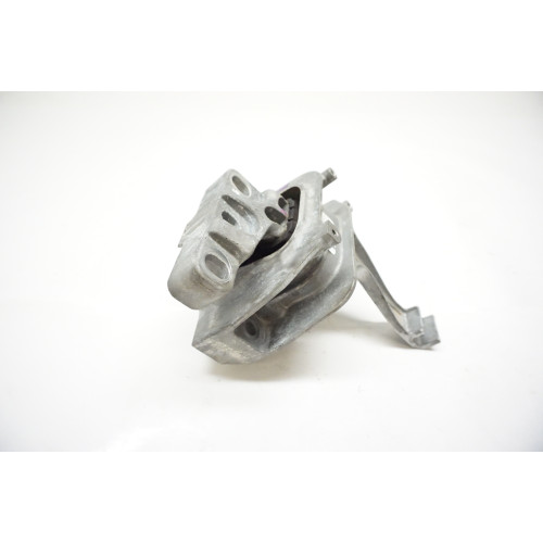 2022-2024 Volkswagen Taos 1.5T Engine Mount Right 5WA199262S