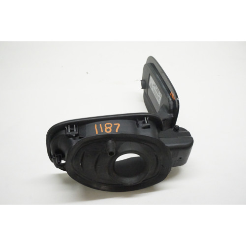 2018-2024 Audi Q5 Fuel Door Assembly 80A809906 0A809907 LY9B