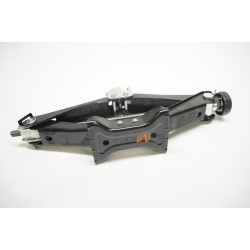 2013-2016 AUDI A4 A5 ALLROAD - Scissor Jack 8K0-011-031-M