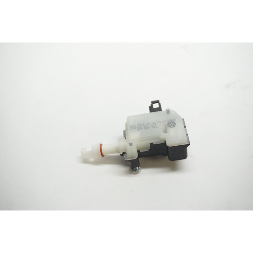 2010-2014 Audi TTS Fuel Door Lock Actuator  1K5959782