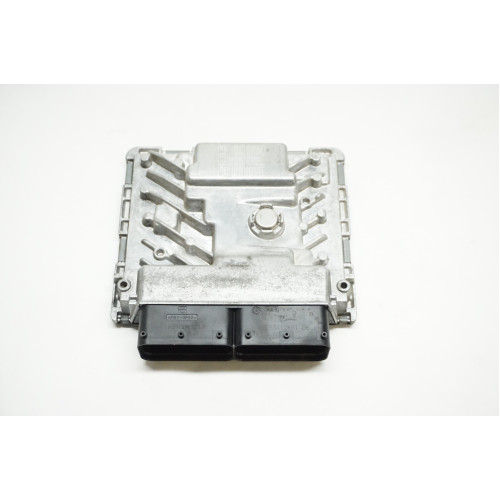 2017-2019 Volkswagen Alltrack Engine Control Module ECU 06K907425B