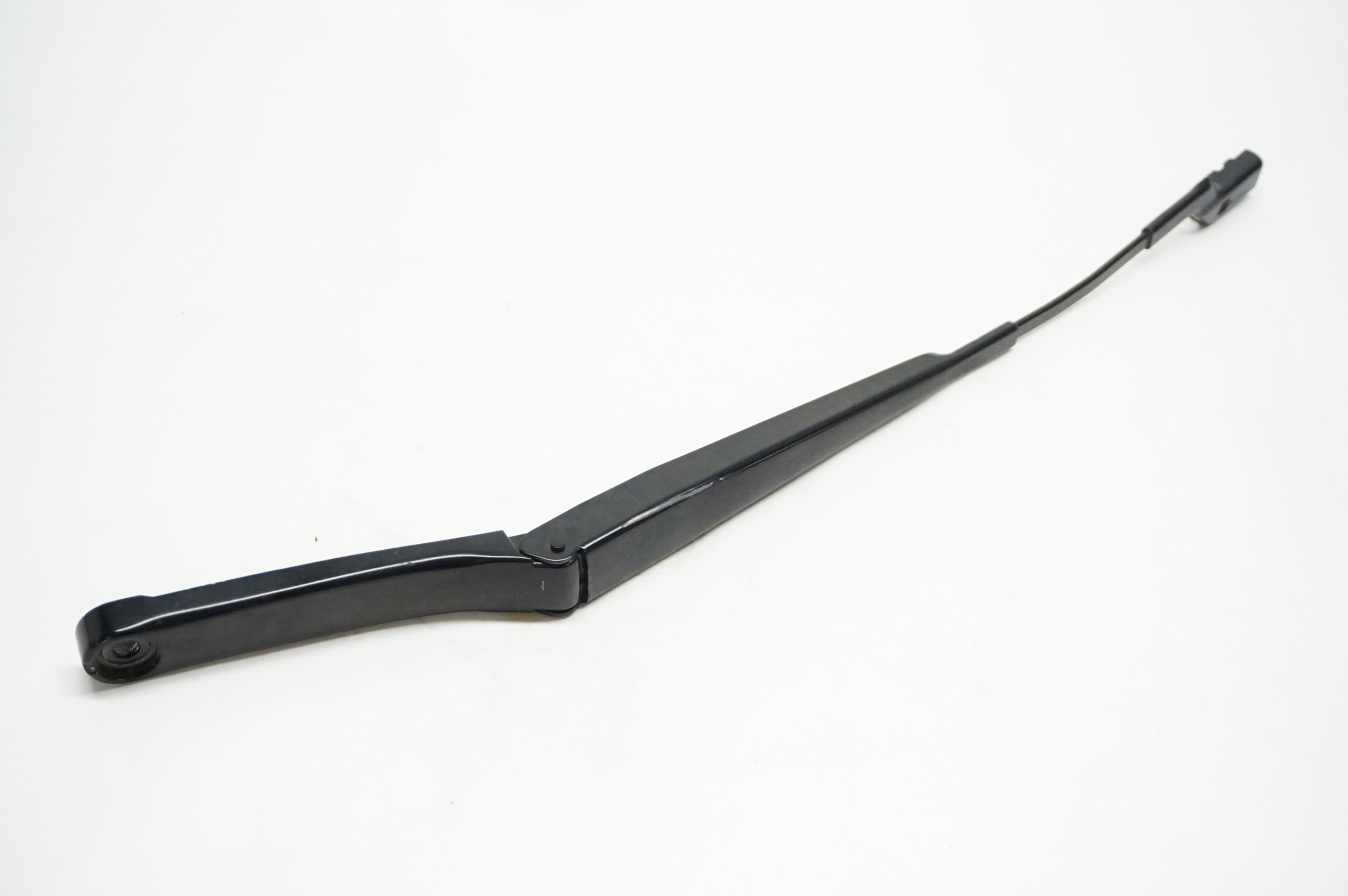 2015-2019 Volkswagen Golf - Driver Side Windshield Wiper Arm 5GM 955 409