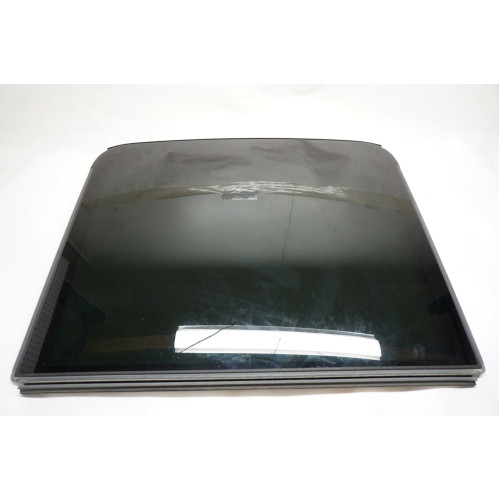 2018-2020 Volkswagen Atlas Rearward Sunroof Glass 3CN877056