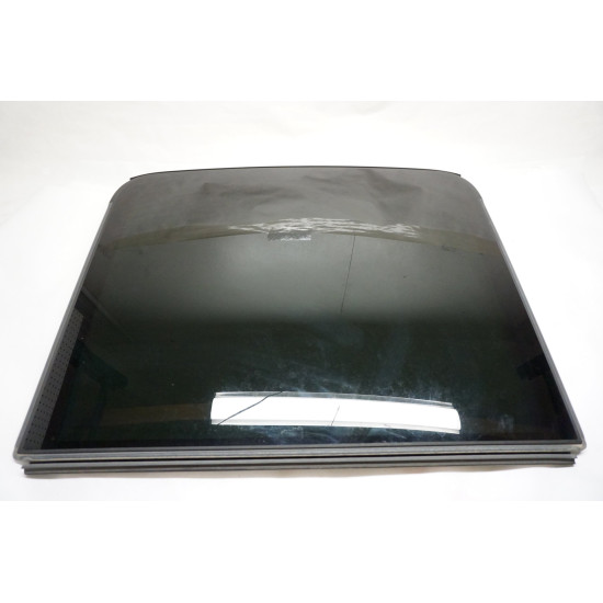 2018-2020 Volkswagen Atlas Rearward Sunroof Glass 3CN877056