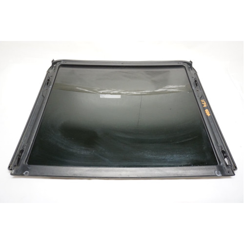 2018-2020 Volkswagen Atlas Rearward Sunroof Glass 3CN877056