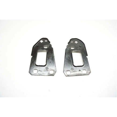 2013-2016 Audi S4 Radiator Mount Brackets 8K0805499 8K0805500