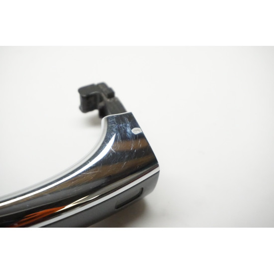 Driver Side Exterior Door Handle 2013-2017 AUDI Q5 LZ7S 8R0837207