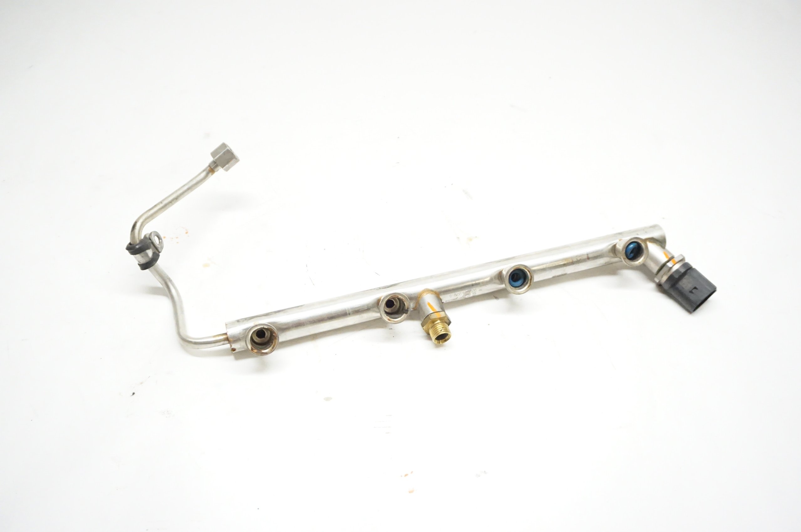 OEM AUDI S5 2008-2012 V8 Fuel Rail LEFT Bank 2 079133315S