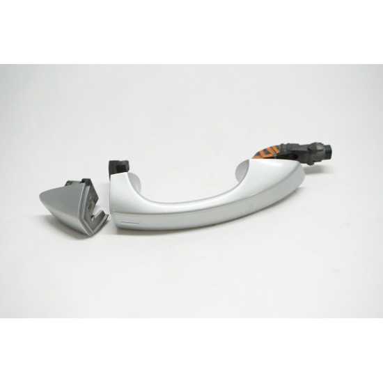 2018-2023 Volkswagen ATLAS Passenger Door Handle - KEYLESS Right 5GM837206A LA7W