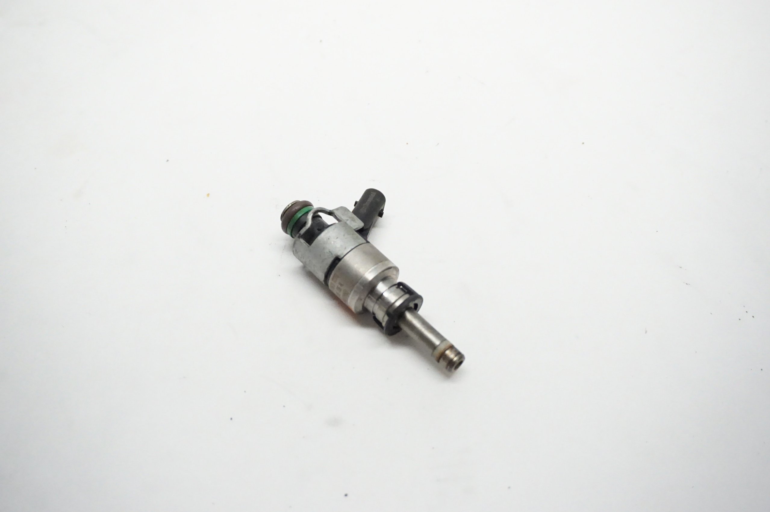 2013-2016 Audi S4 Supercharged Engine Fuel Injector 06E 906 036 AL